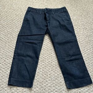 Dark blue Jean capri; hip slung fit size 4; gap factory